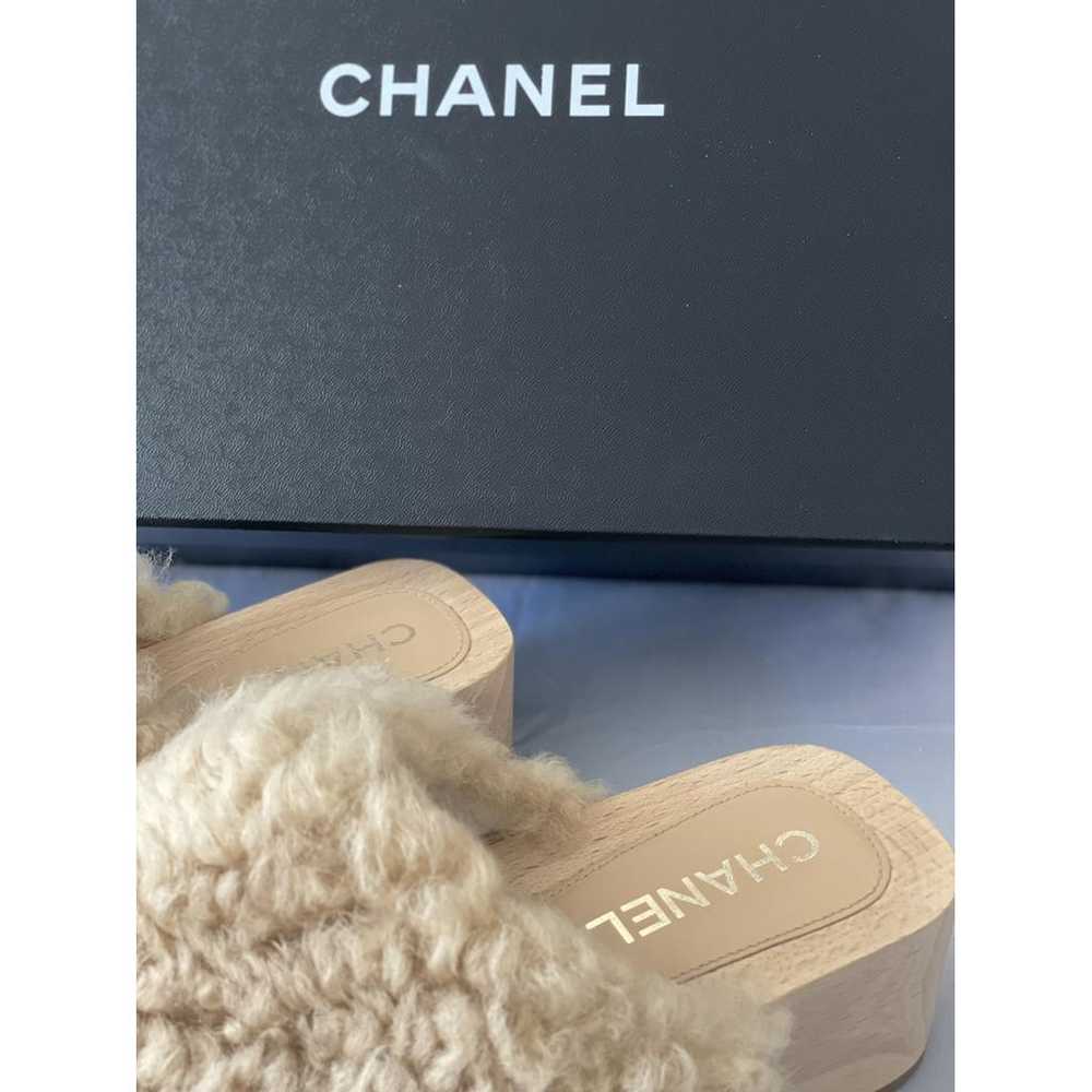 Chanel Shearling mules & clogs - image 5