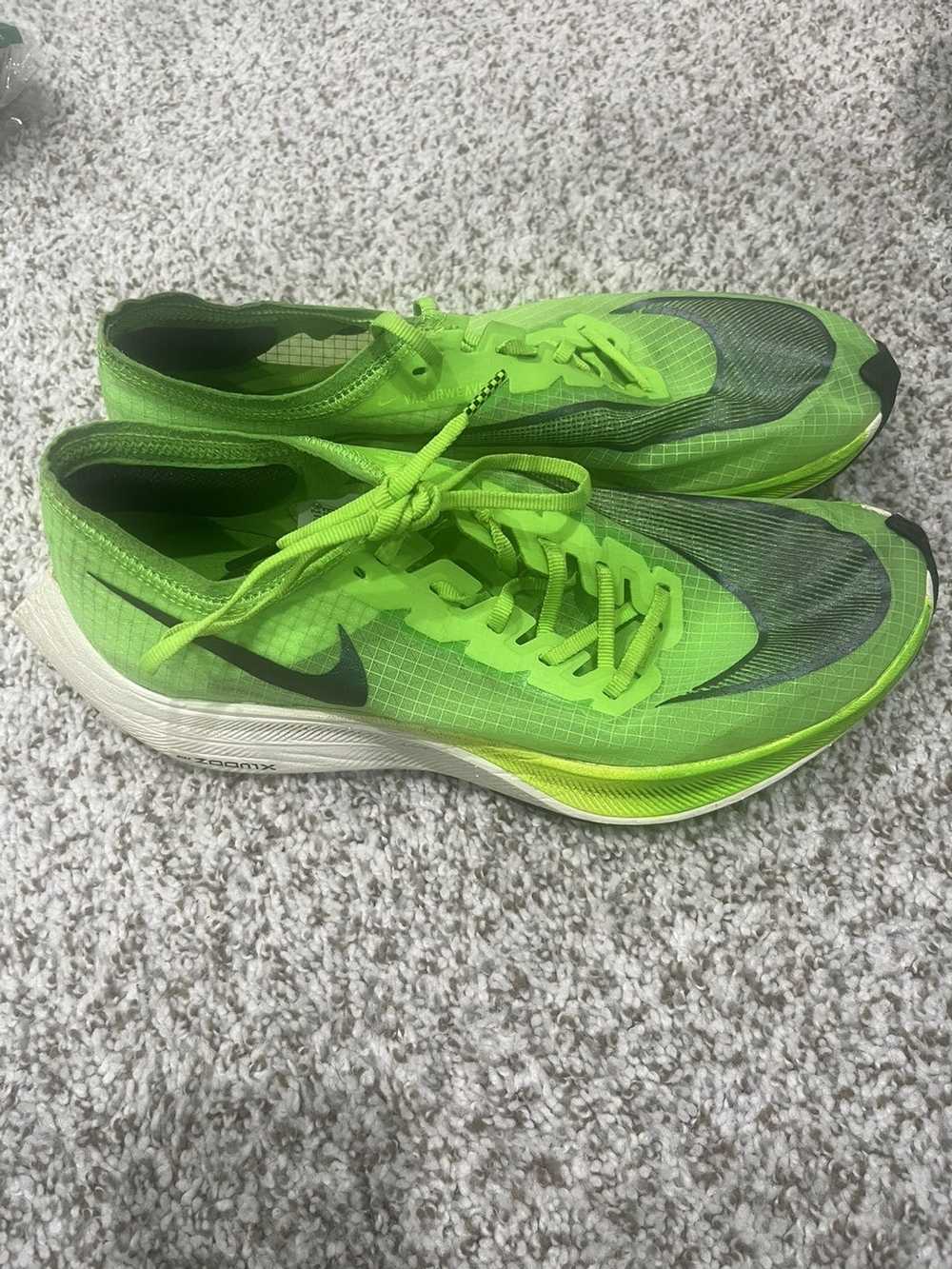 Nike Nike Zoom X Vaporfly Next% Electric Green - image 2