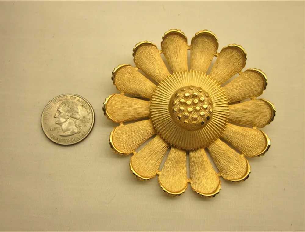 Sarah Coventry HUGE Whimsical Sunflower Goldtone … - image 4