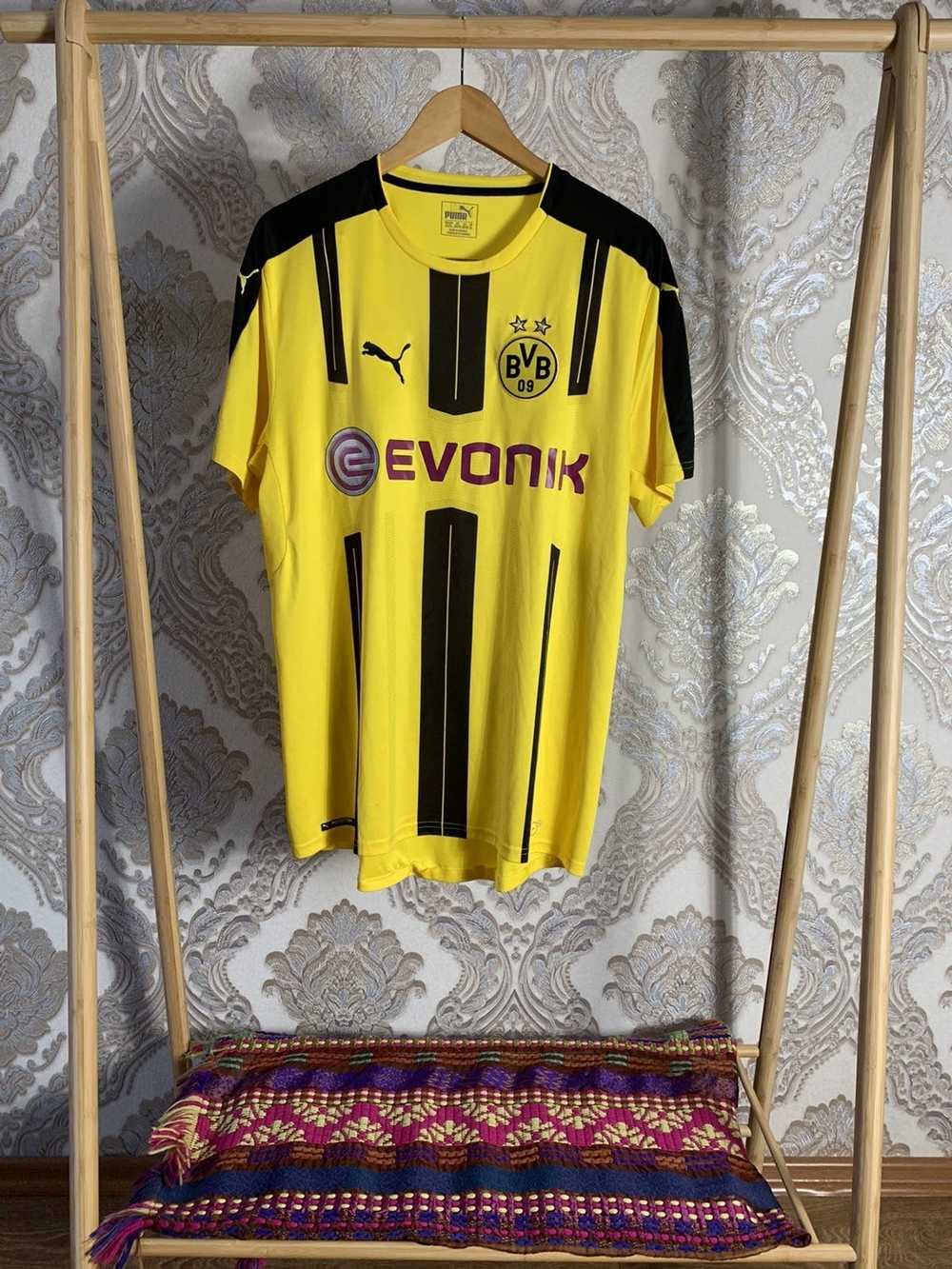 Puma × Soccer Jersey × Streetwear Vintage BVB Bor… - image 1