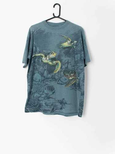 Vintage sea turtle t-shirt with beautiful aquatic 