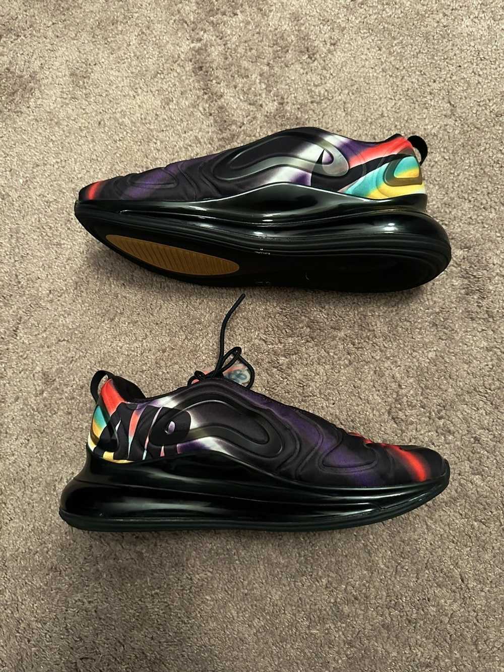 nike air max 720 neon