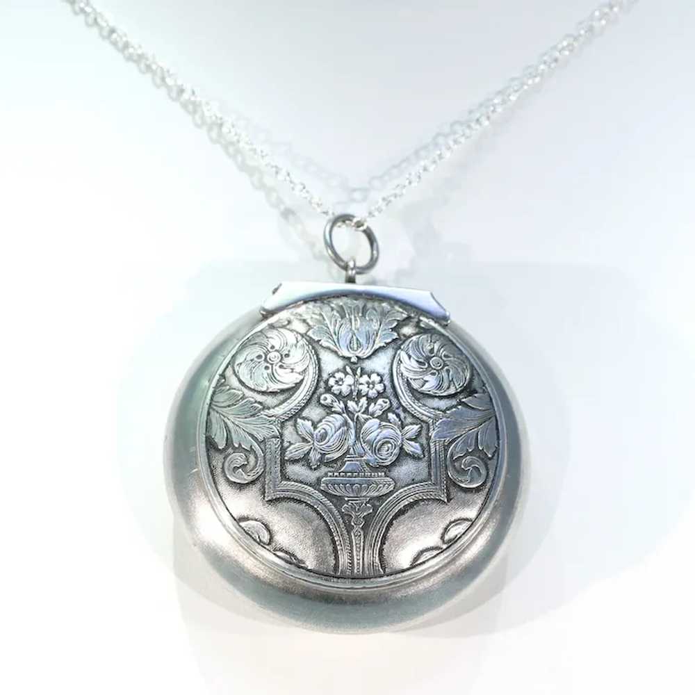 Antique European Silver Locket Pendant Compact or… - image 6