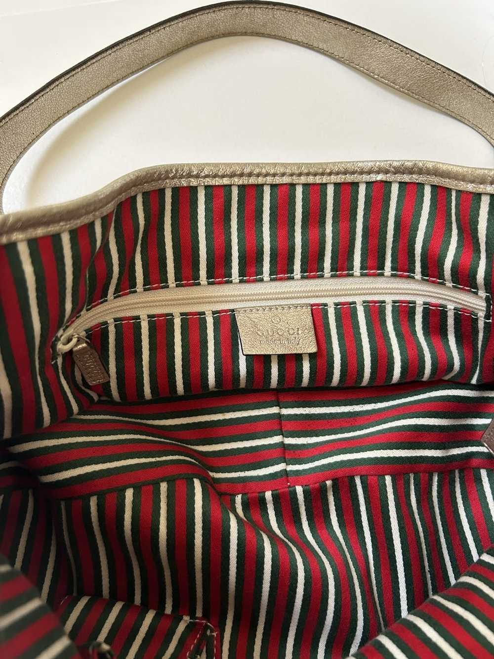 Gucci Abbey Gucci Tote - image 9