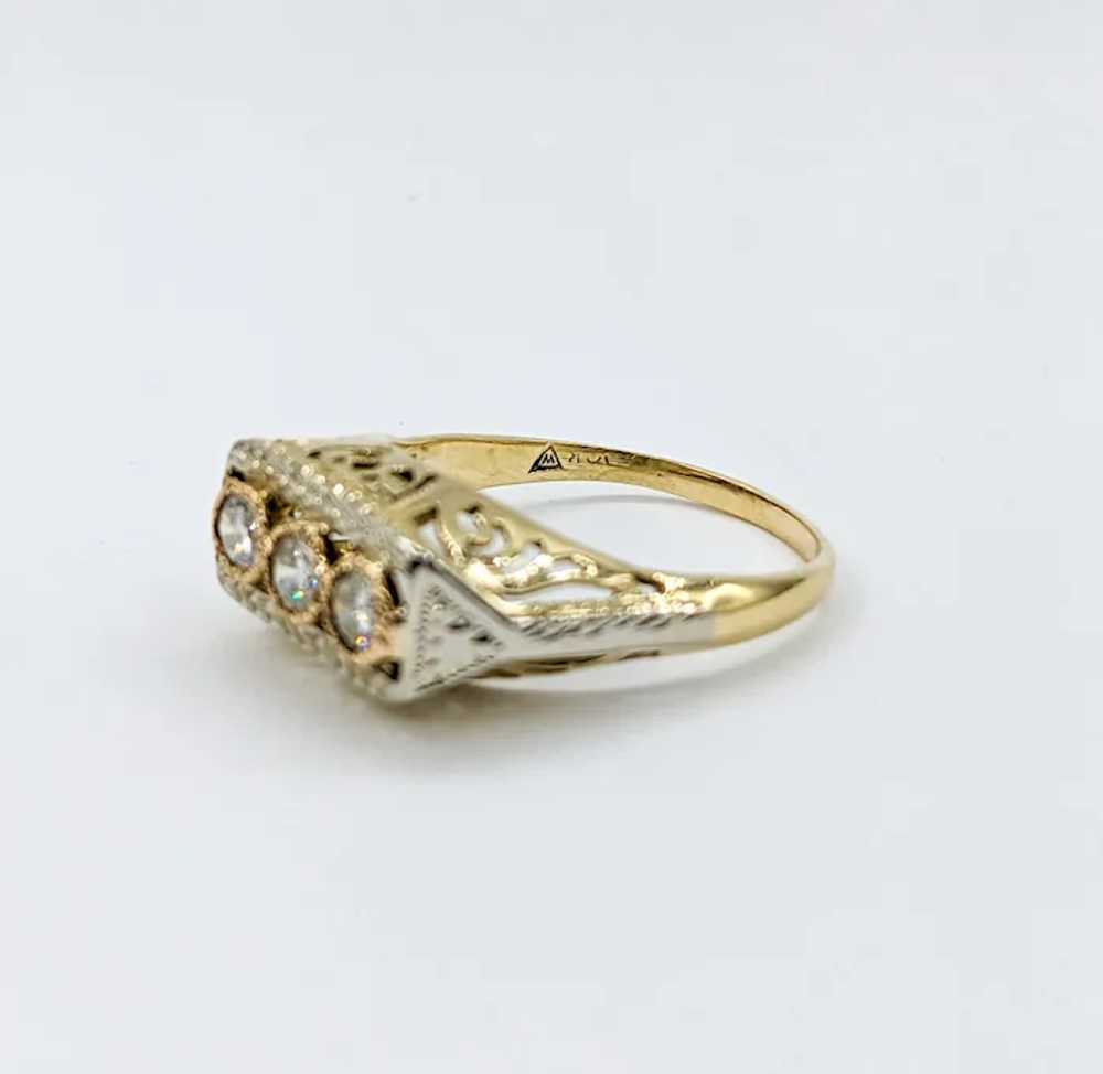 Antique Art Deco Three Stone Diamond Ring in 10kt… - image 3