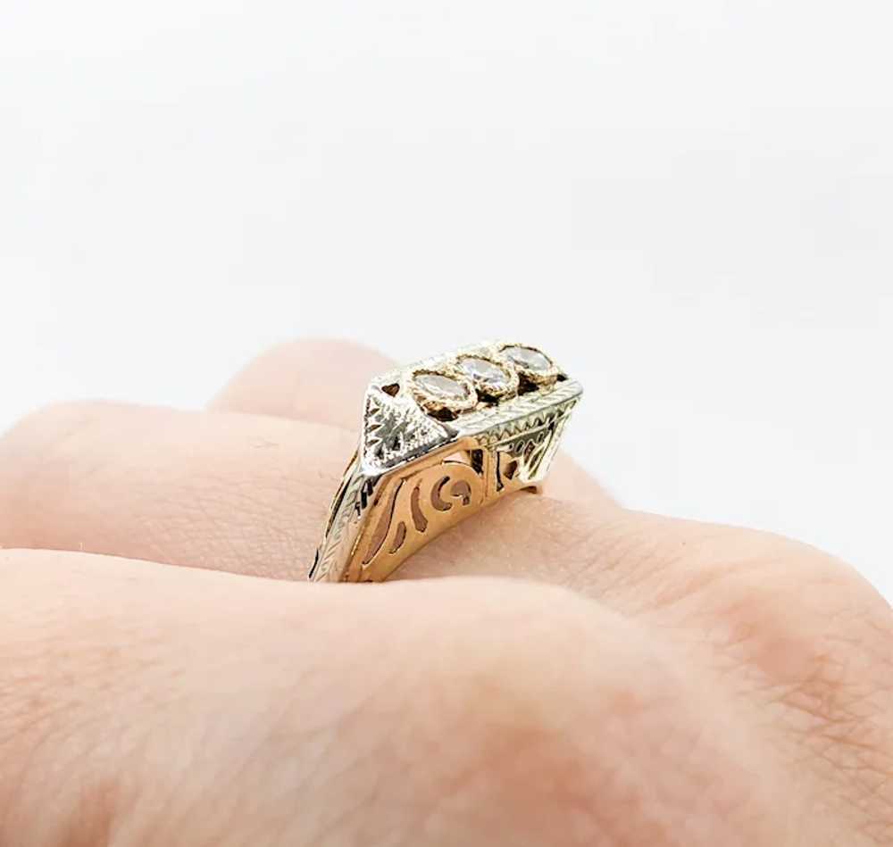 Antique Art Deco Three Stone Diamond Ring in 10kt… - image 8