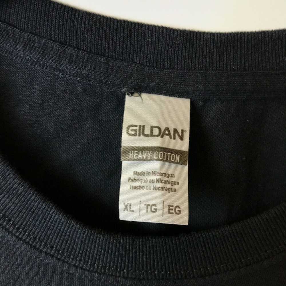 Gildan × Streetwear × Urban Outfitters Floyd Mayw… - image 5