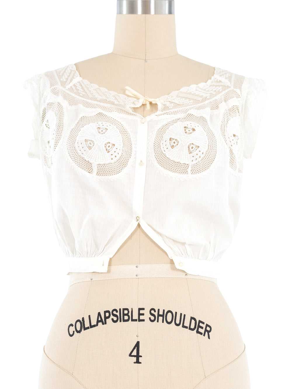 https://img.gem.app/760413163/1f/1690603522/antique-lace-trimmed-cotton-corset-cover.jpg
