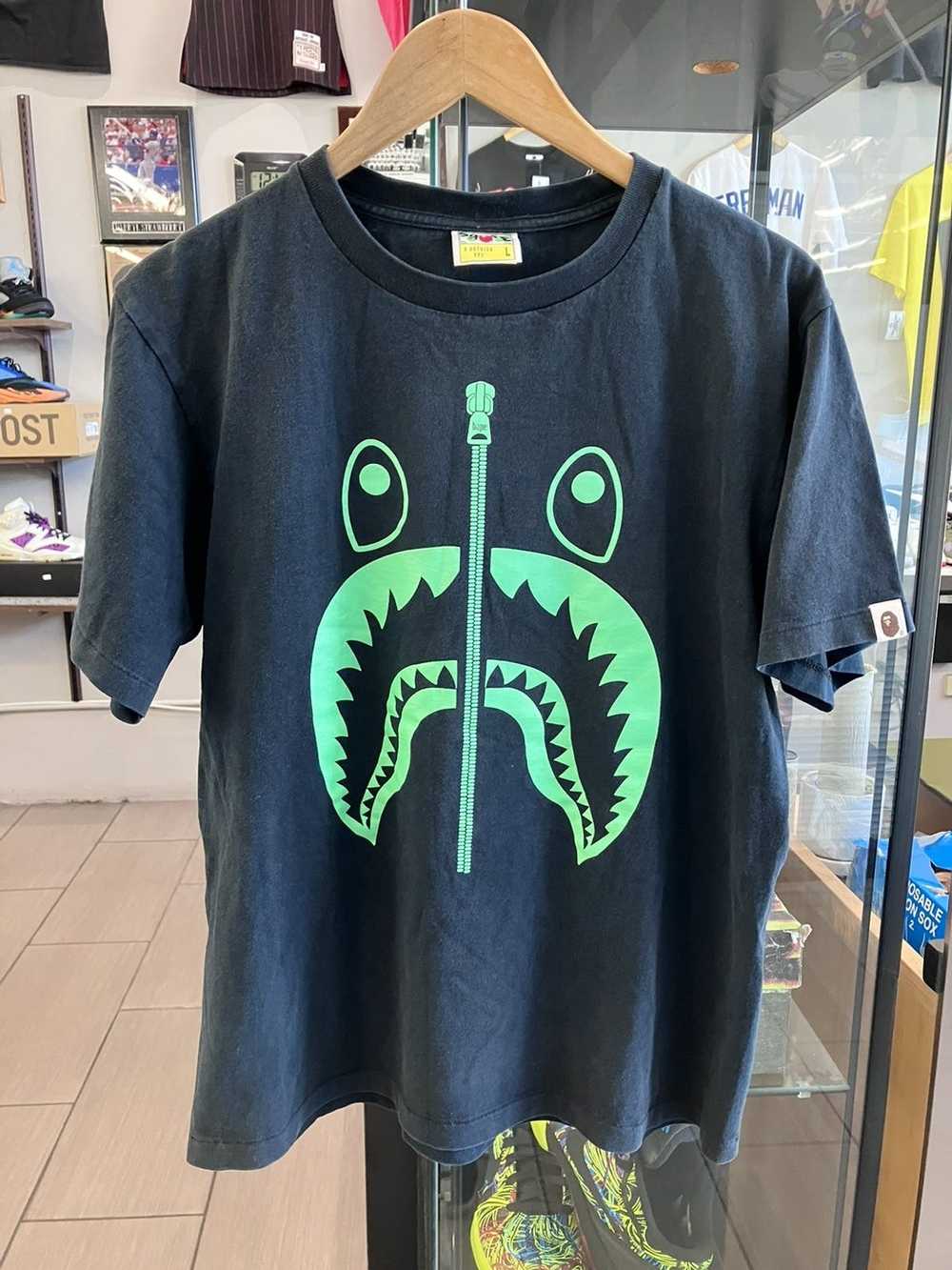 Bathing ape outlet shark tee