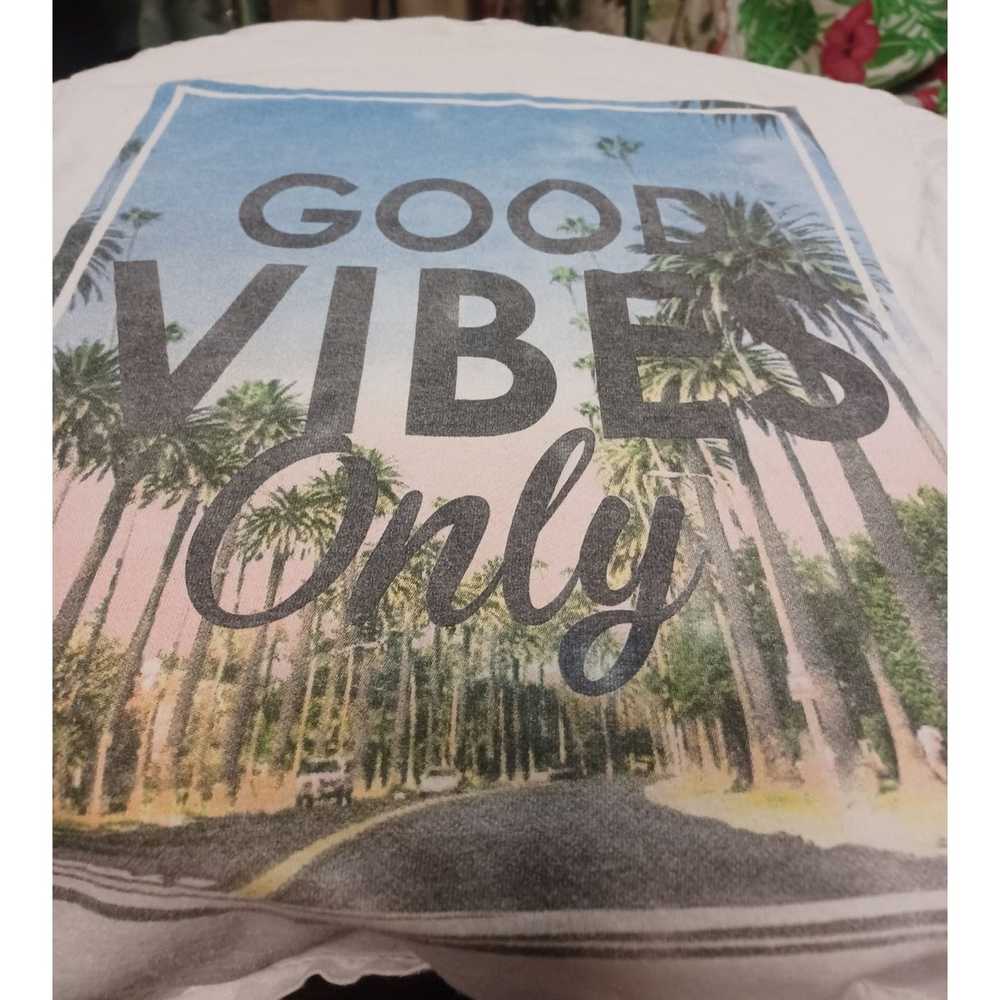 Streetwear Good Vibes Only Graphic Tee Medium Sho… - image 2