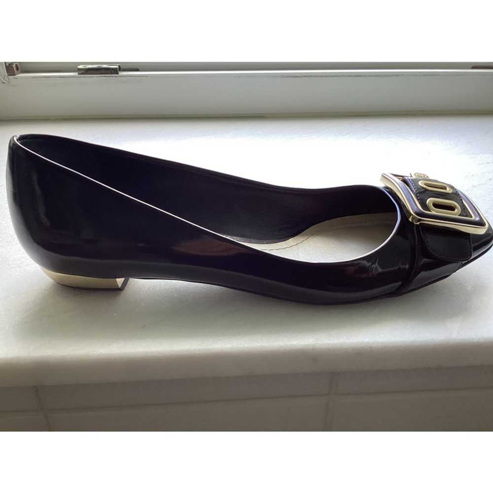 Dior Slippers/Ballerinas Patent leather in Black - image 2