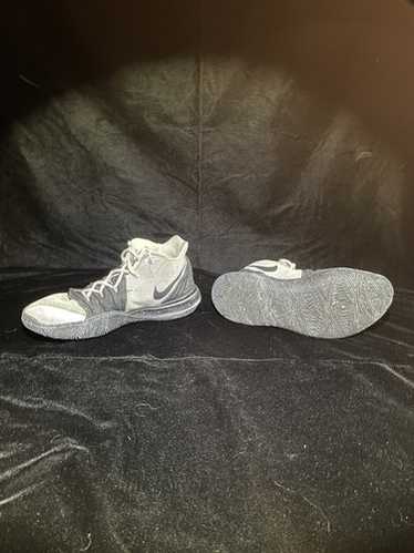 Nike Kyrie 5 Cookies & Cream Nike kyrie 5 oreo - Gem