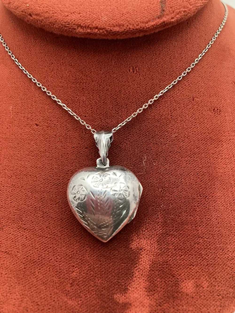 Italian Sterling Silver Hand Chased Heart Locket … - image 4