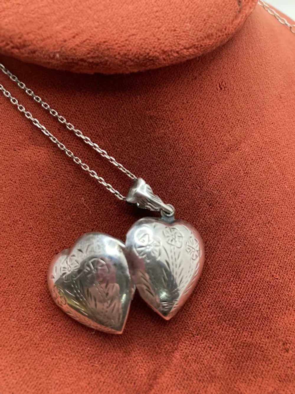 Italian Sterling Silver Hand Chased Heart Locket … - image 7