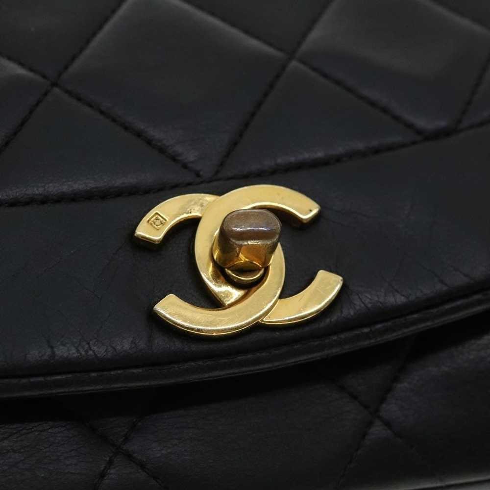 Chanel CHANEL Diana Matelasse Chain Flap Shoulder… - image 12