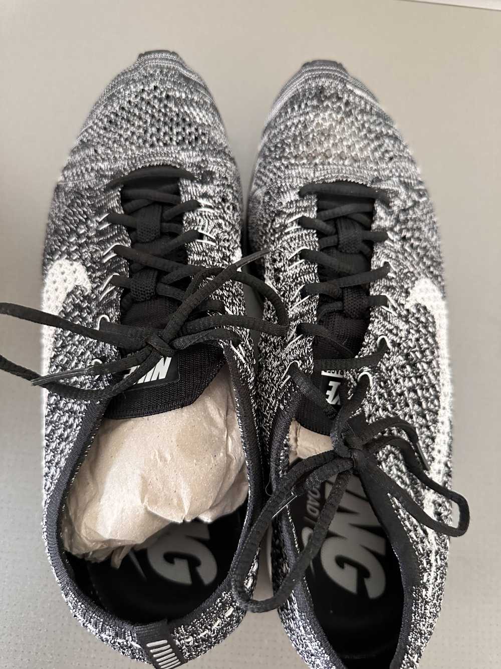 Nike Nike Flyknit Racer 2.0 Oreo - image 2