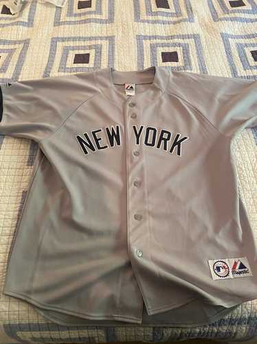 Majestic Genuine Merchandise New York Yankees Tailsweep Baseball