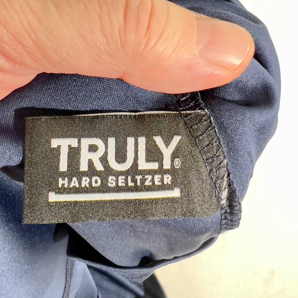 1 Truly Hard Seltzer T-Shirt XL USA and Truly Gra… - image 8