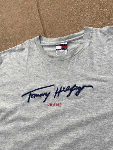 Tommy Hilfiger × Tommy Jeans × Vintage Raised Embr