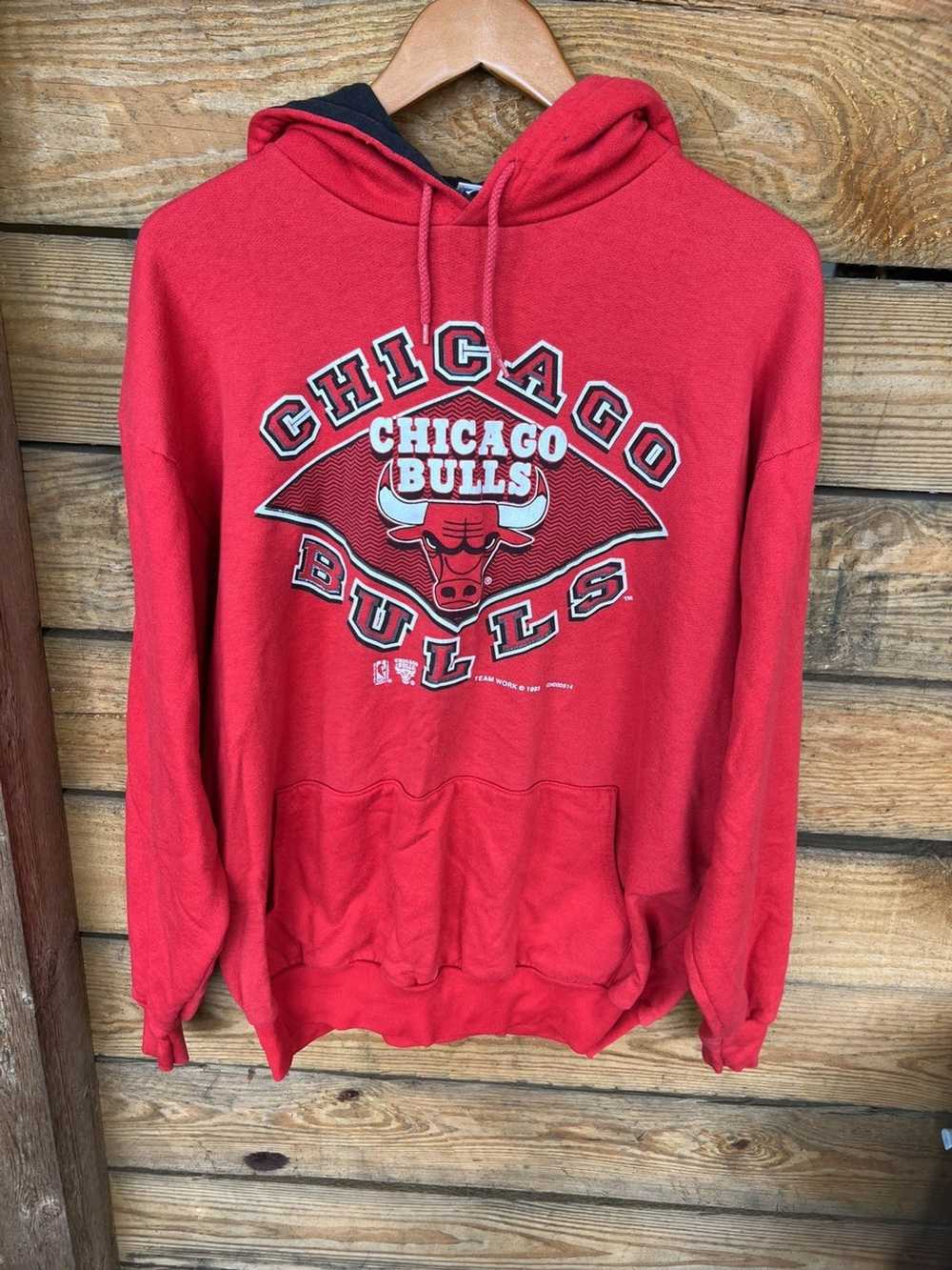 Retro Starter Jacket - Vintage(1990s) Chicago Bulls - RED - sporting goods  - by owner - sale - craigslist