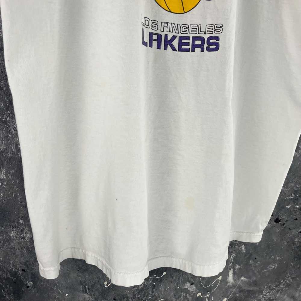 NBA × Vintage Vintage 2001 Los Angeles Lakers shi… - image 6