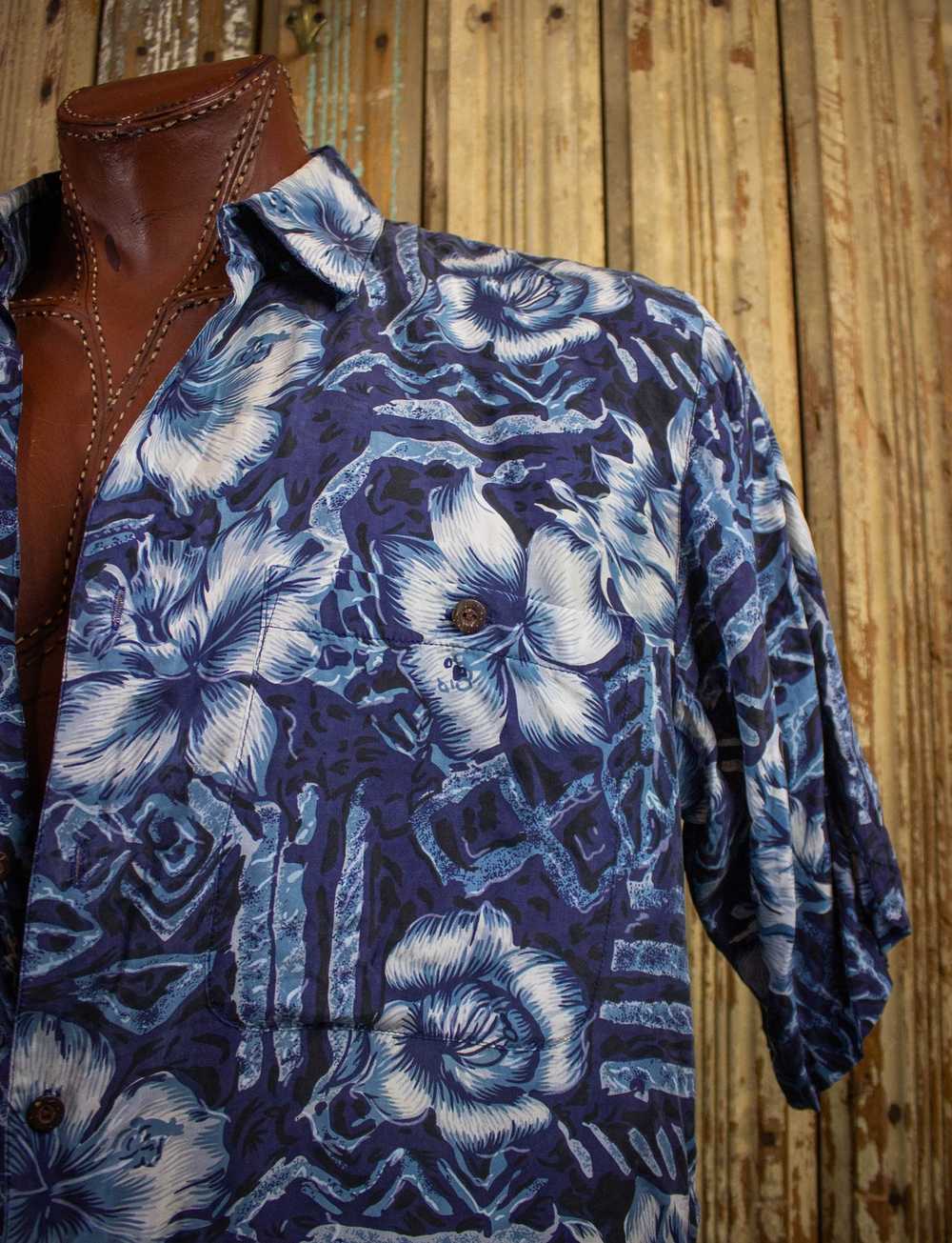 Vintage Vintage Silk Traders Hawaiian Silk Button… - image 3