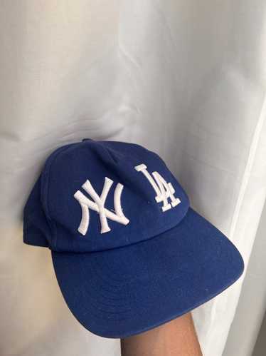 安い低価伝説激レア！ホリディ holiday brand NY LA ロゴ キャップ 黒 帽子