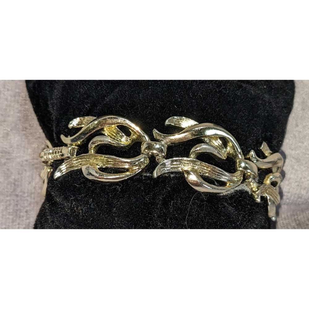 Other Claudette Vintage Gold Floral Link Bracelet - image 5