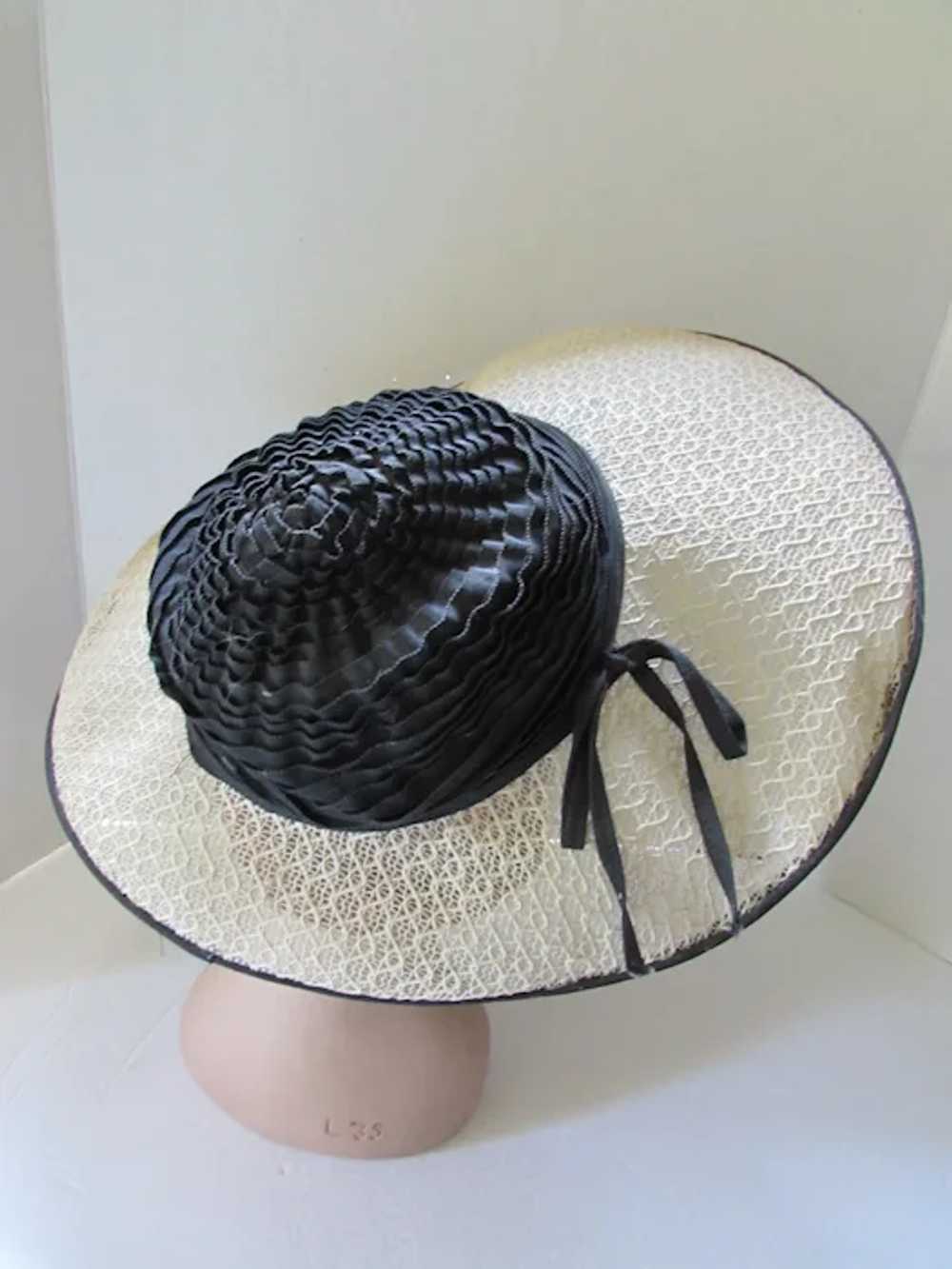 SALE Fantastic Mid Century Hat Wide Brim Cream & … - image 6