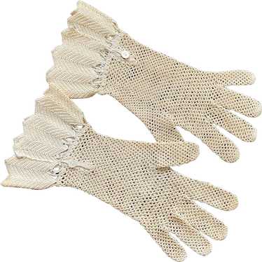 Vintage Ecru Crochet Gauntlet Gloves With Buttons… - image 1