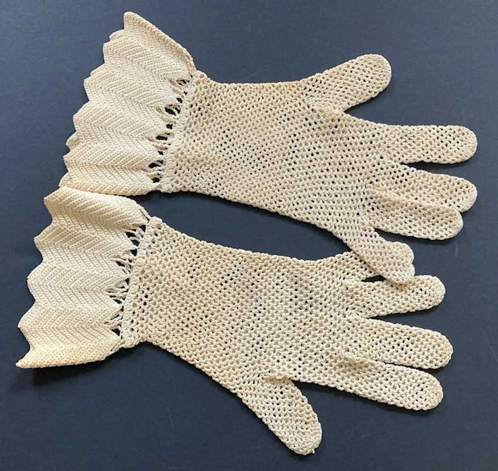 Vintage Ecru Crochet Gauntlet Gloves With Buttons… - image 2
