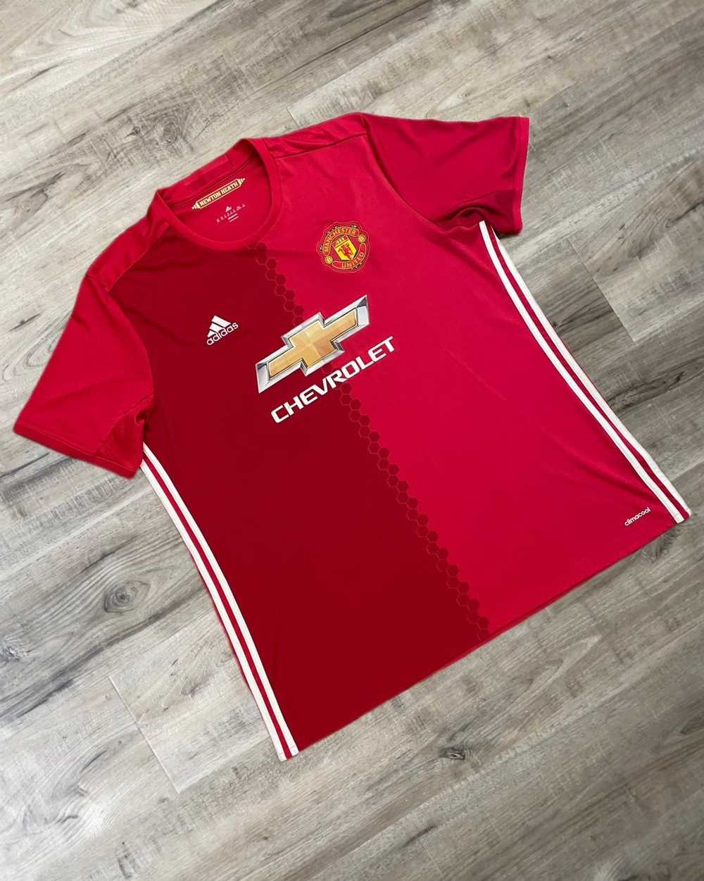 Adidas × Soccer Jersey × Streetwear Manchester Un… - image 1