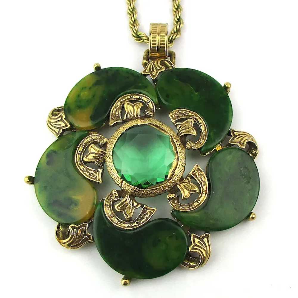 ART Jewelry Necklace Marbled Bakelite w/ Goldtone… - image 2
