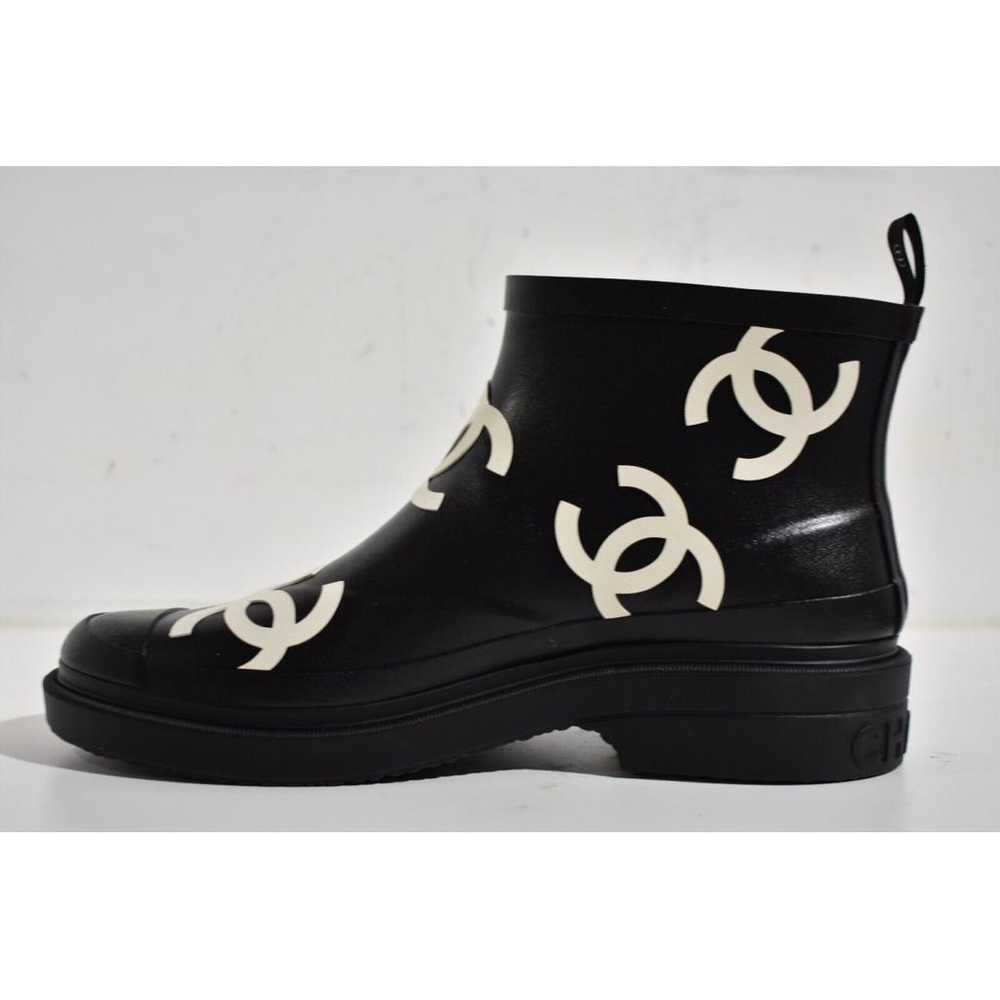 Chanel Leather snow boots - image 2