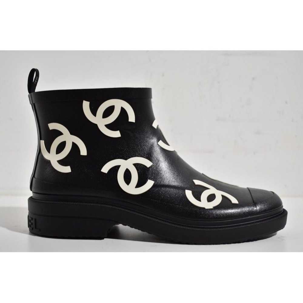Chanel Leather snow boots - image 9