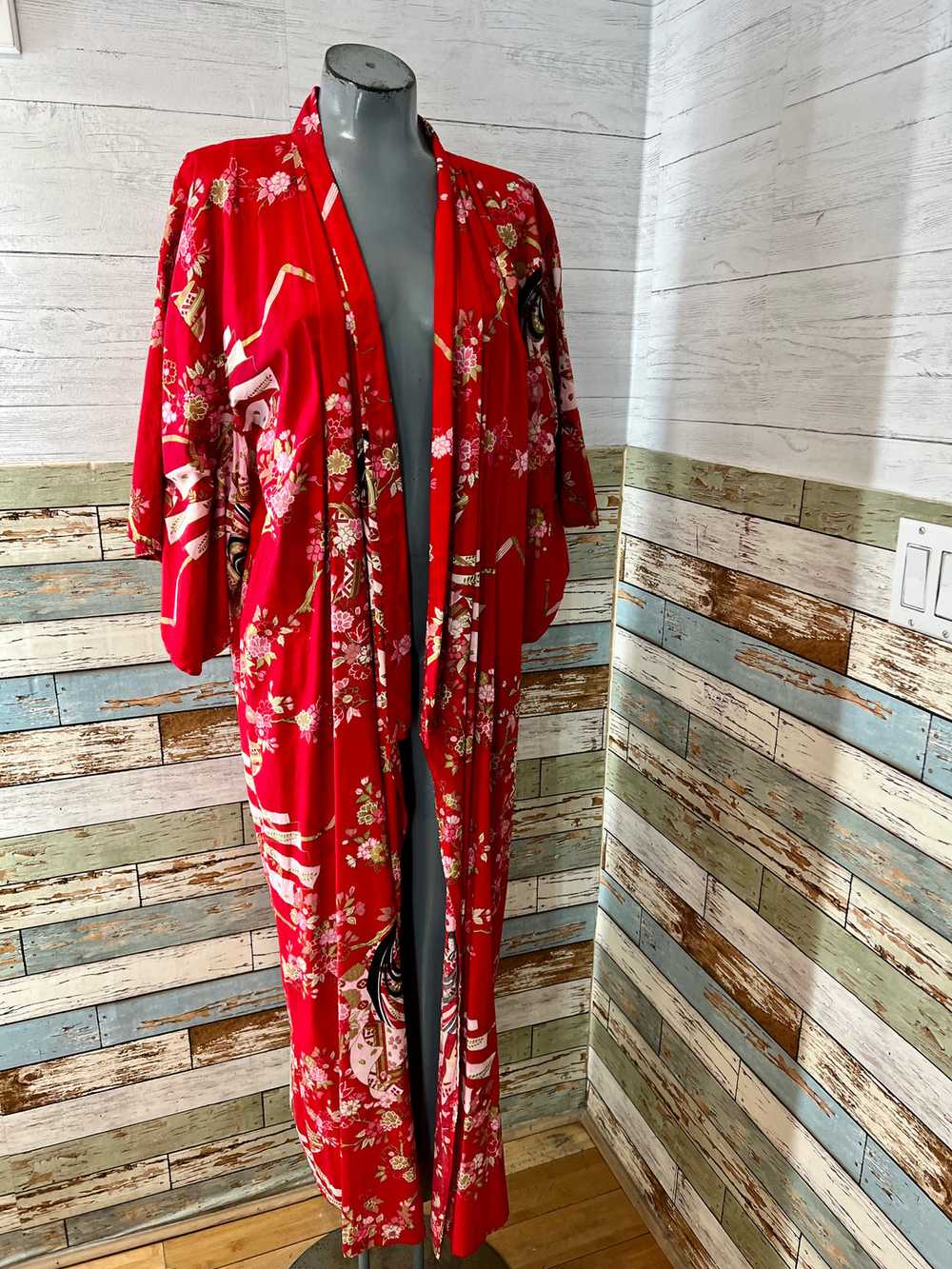 80’s Red Multicolor Print Long Kimono Robe - image 2