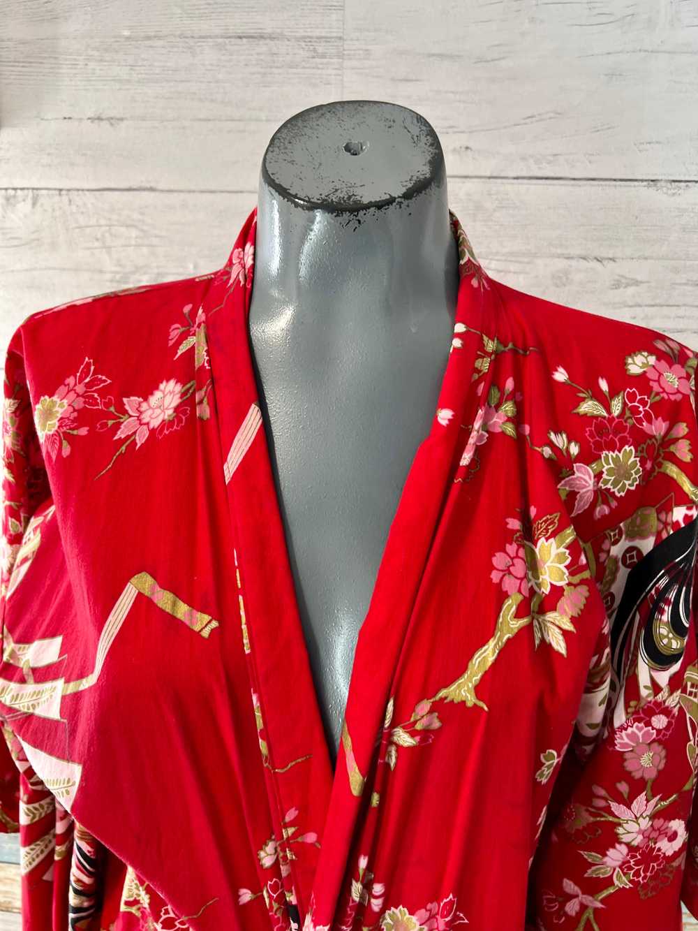 80’s Red Multicolor Print Long Kimono Robe - image 4