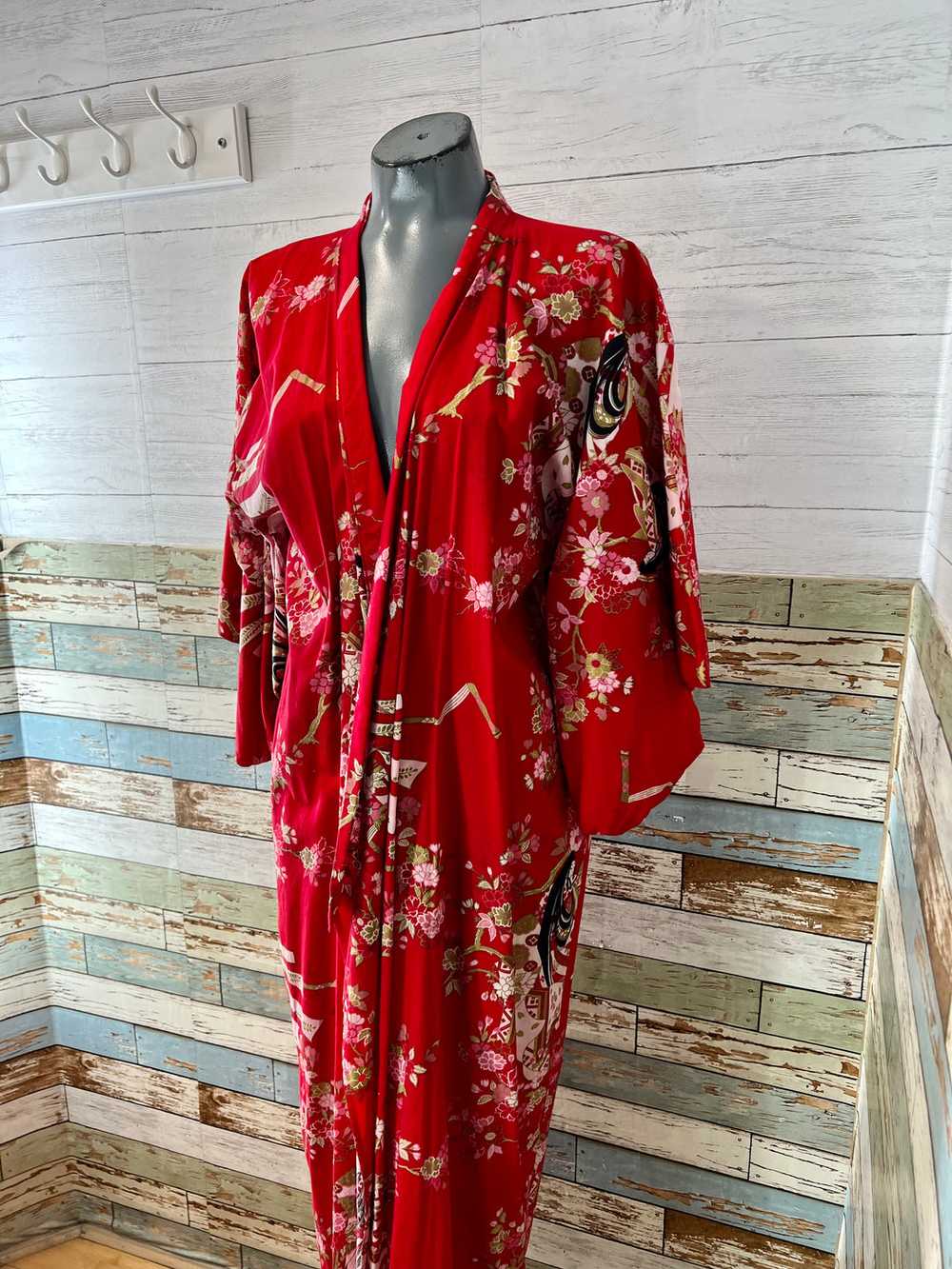 80’s Red Multicolor Print Long Kimono Robe - image 5