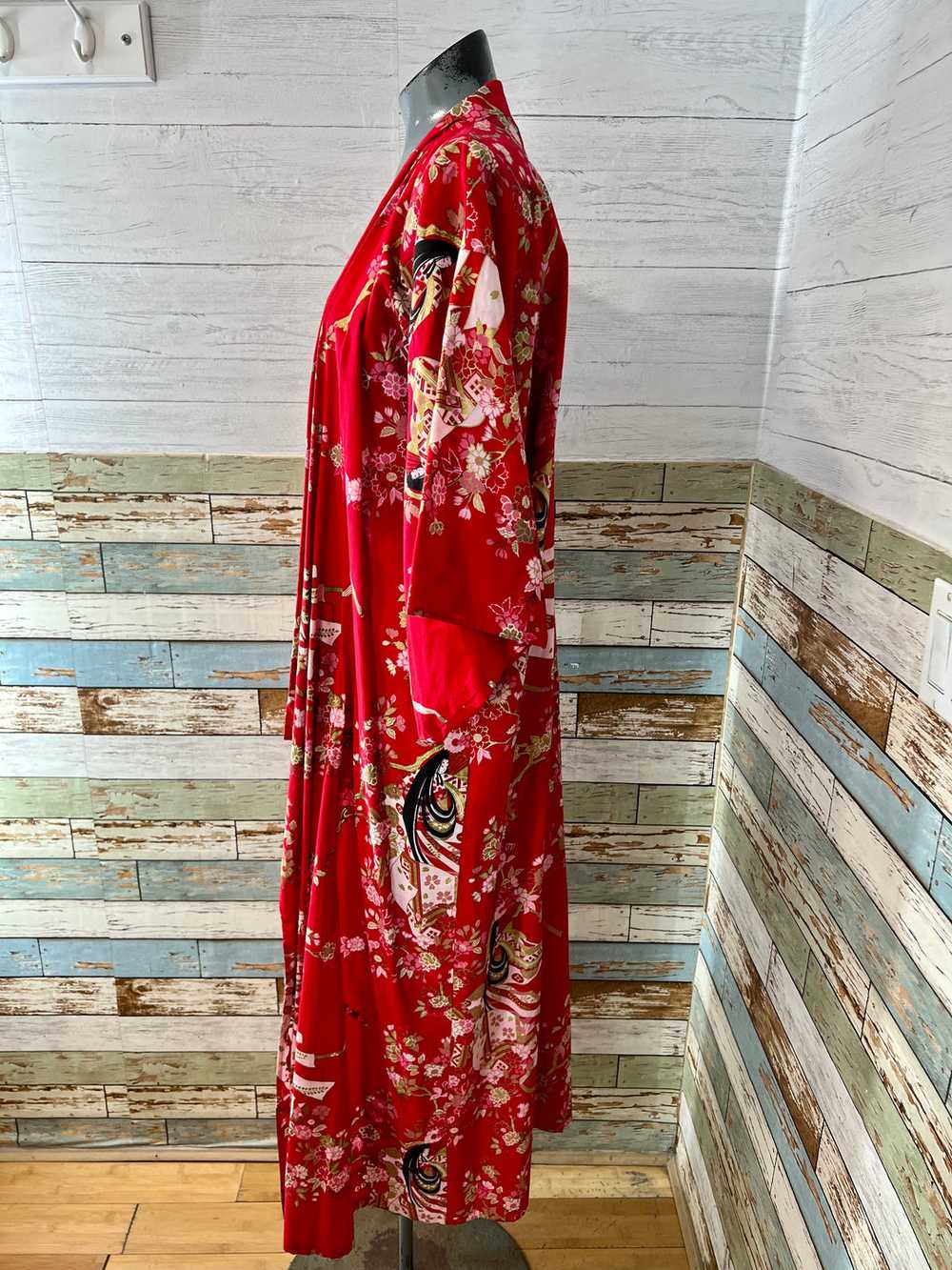 80’s Red Multicolor Print Long Kimono Robe - image 6