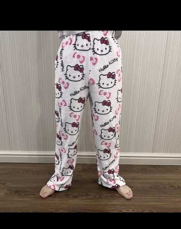 BRAND NEW! Hello Kitty Forever 21 Collab WHITE SNOWSUIT Women/Juniors Size  Large