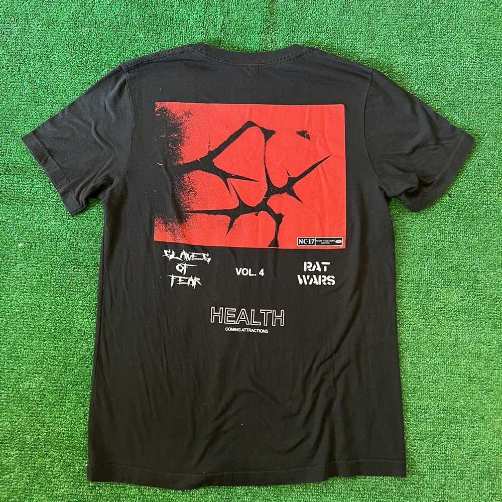 Streetwear HEALTH graphic shirt - image 2