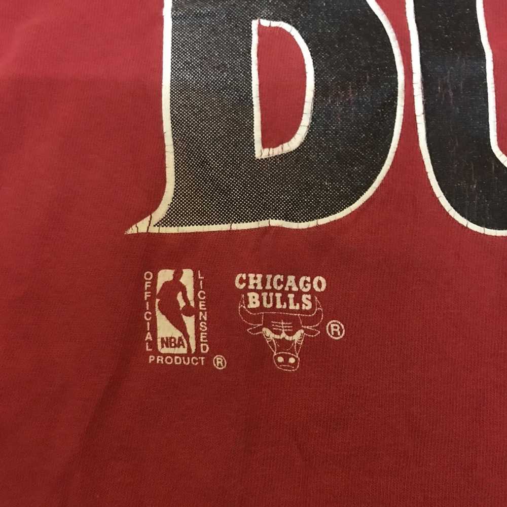 NBA × Streetwear × Vintage Chicago bull vtg tee - image 4