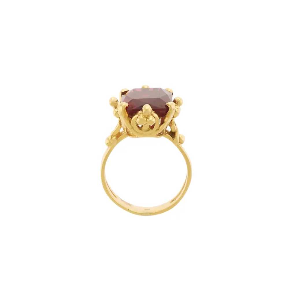 Retro-Style Synthetic Ruby Ring in 18k Yellow Gold - image 4