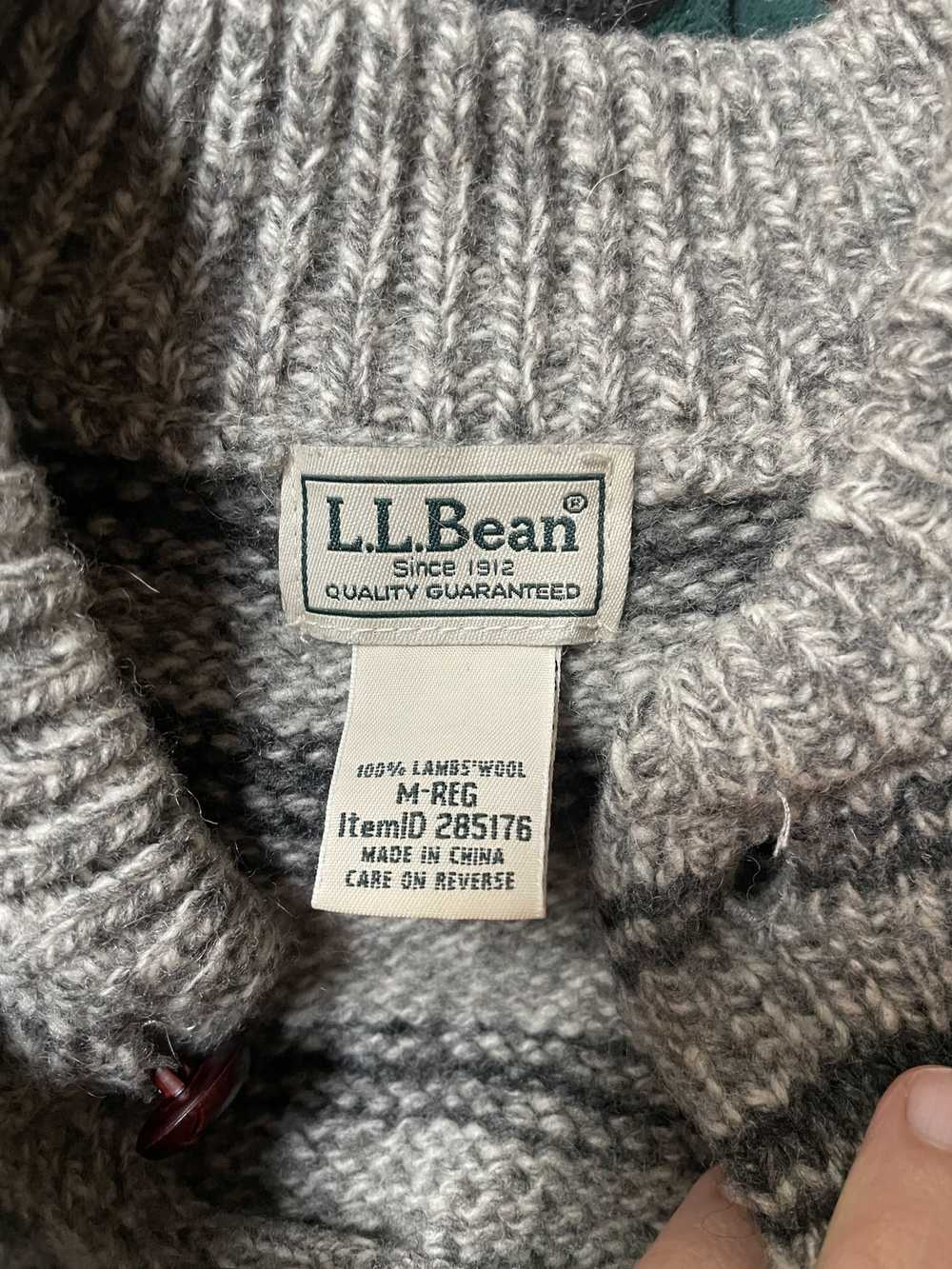 L.L. Bean L.L. Bean 100% Lambs' Wool Sweater - image 2