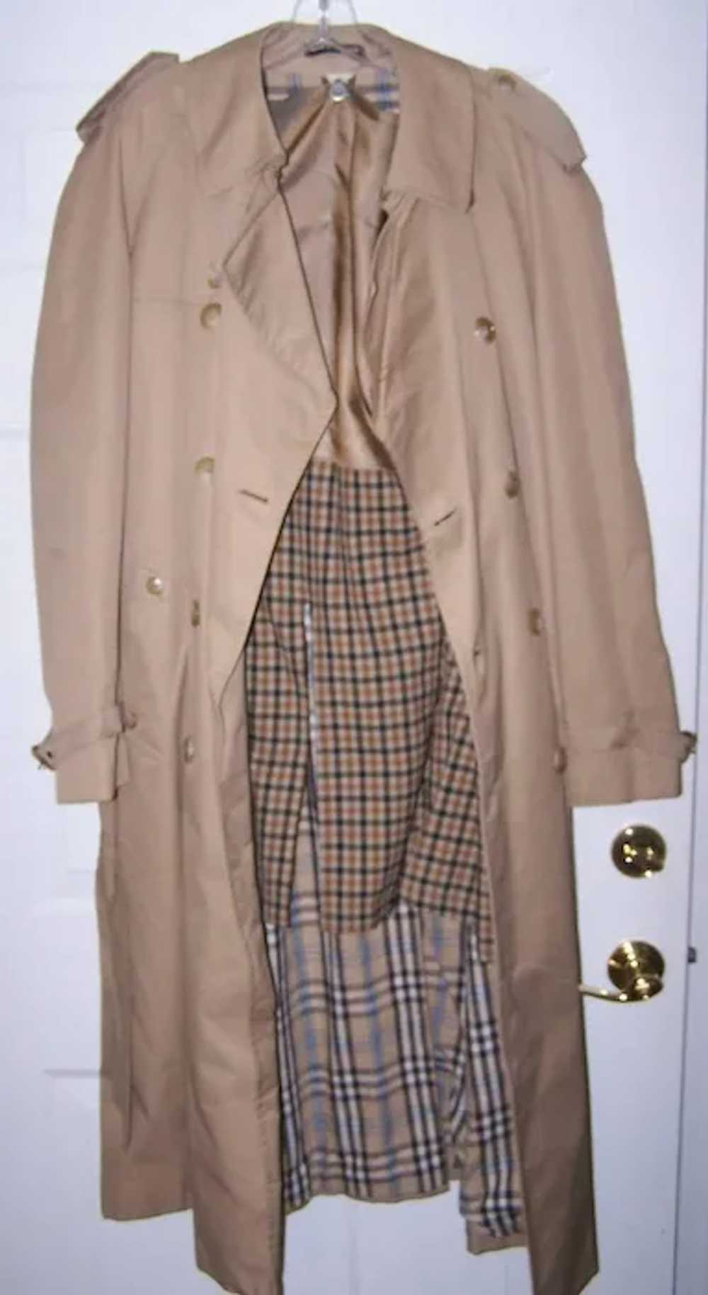 Classic 1960s Baracuta Four Climes Trench Coat - … - image 4
