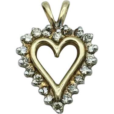 10K .20ctw Diamond Heart Pendant
