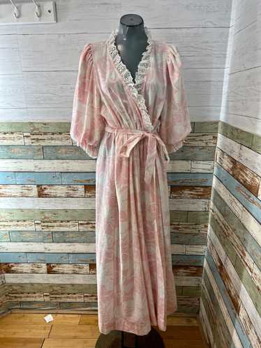 80’s Pale Pink And Off White Wrap Duster