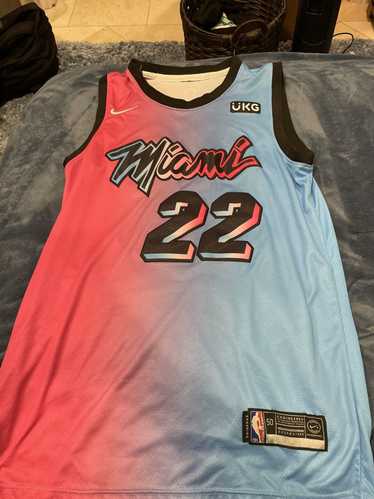 Vintage Nike NBA Miami Heat Caron Butler Basketball Jersey