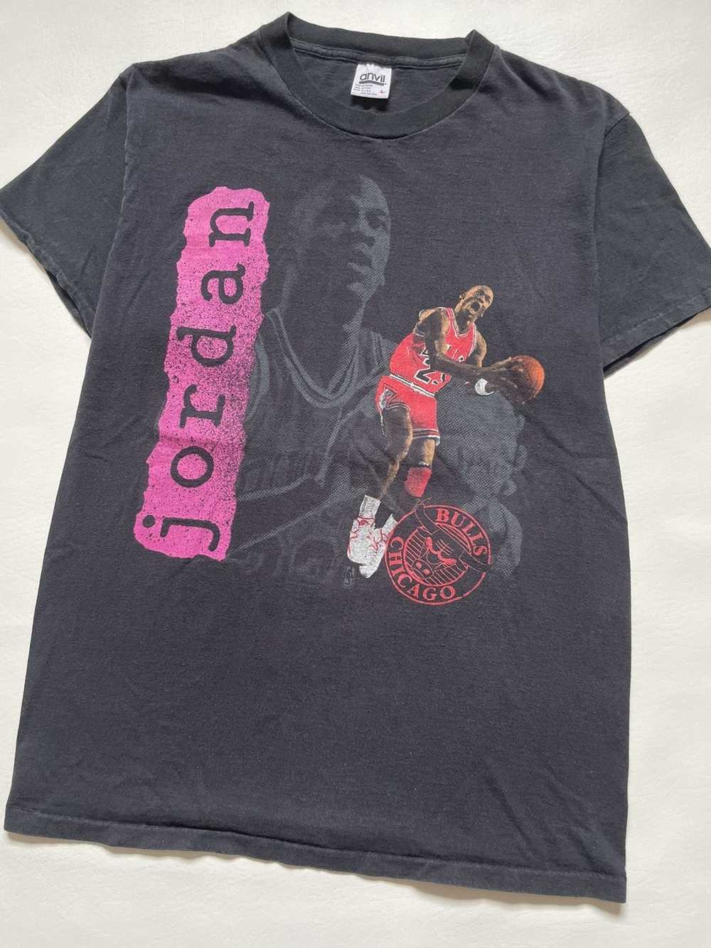 NBA × Streetwear × Vintage Vintage Micheal Jordan… - image 1