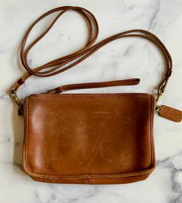 Rare Vintage Coach ’93 Tan Legacy Crescent Shoulder Bag 9718